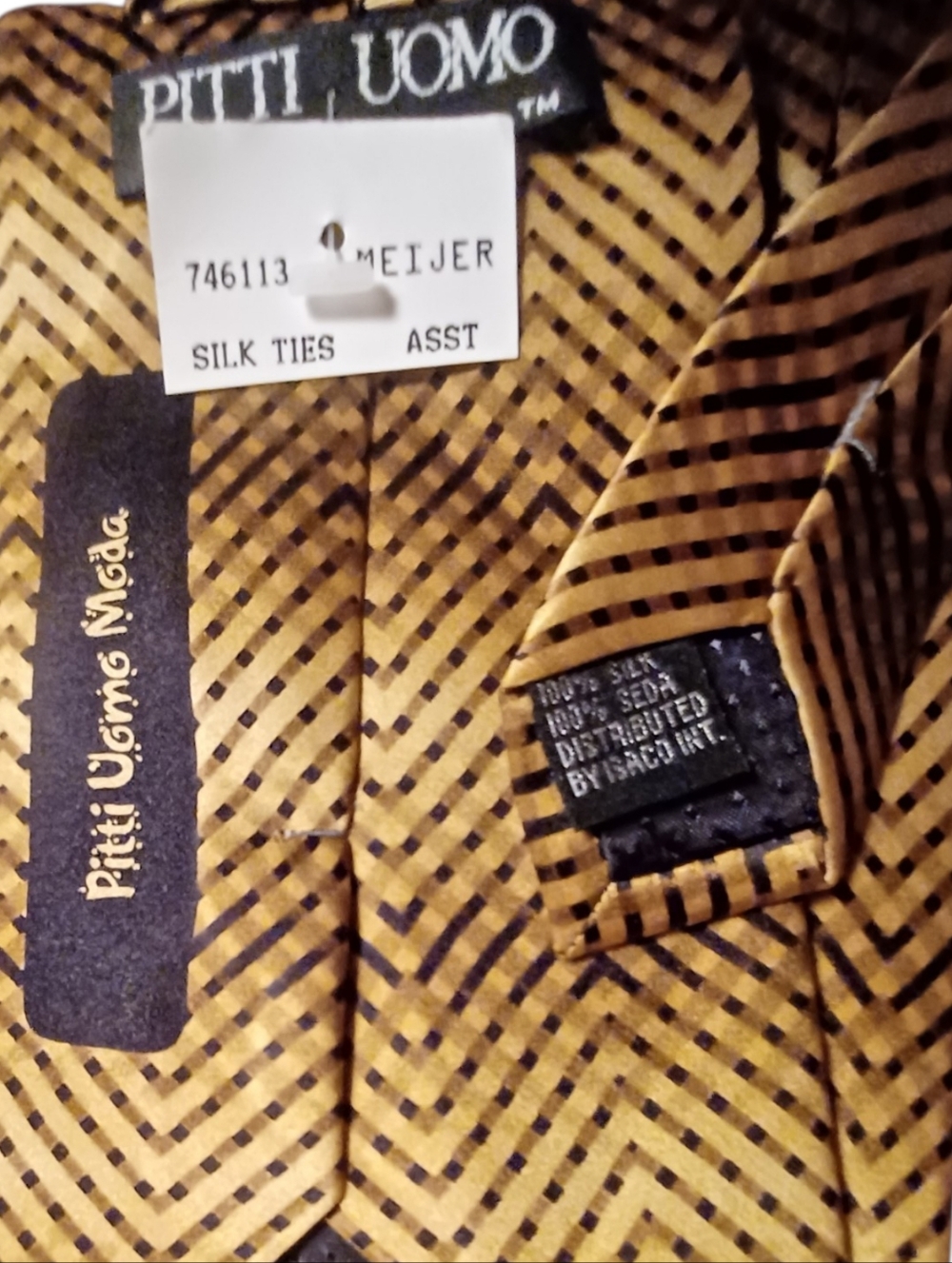Men's Gold Silk Tie - Picture 3 of 6